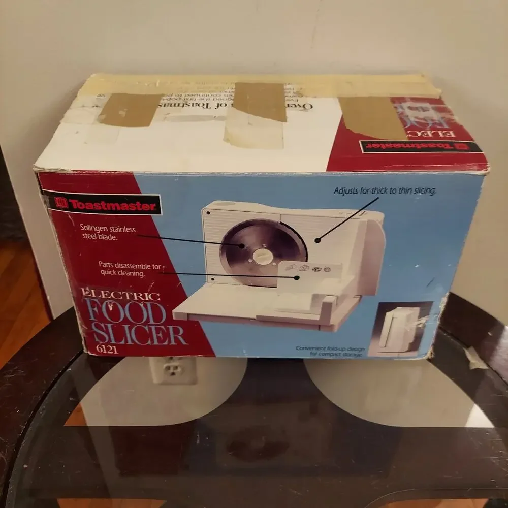 Toastmaster Electric Food Slicer Model 6121